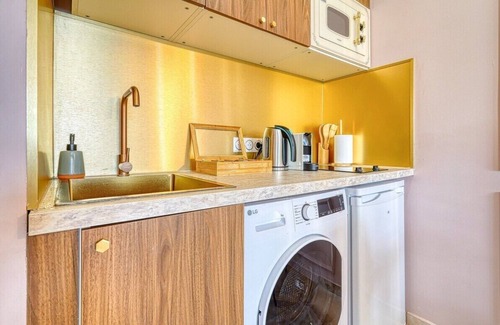 Faubourg de l'Arche Apartment | Melody suite in Paris