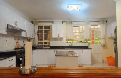 Nairobi Apartment | Melrose Homestay & Garden