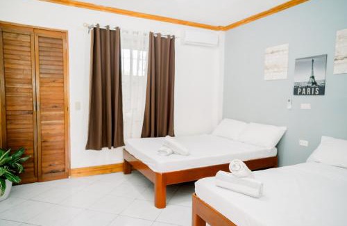 San Pedro Bed & Breakfast | Melvo's Garden R1