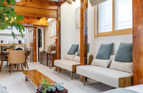 Sajik-dong Apartment | Memory Stay Seoul Jongro Hanok