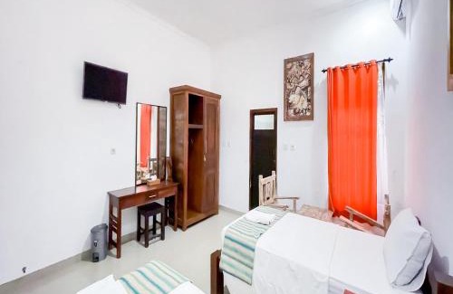 Mambal House | Men Bebas Homestay near Ubud Mitra RedDoorz