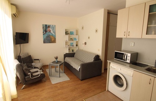 Sveti Vlas Apartment | MENADA*CROWN Fort* Cozy Studio