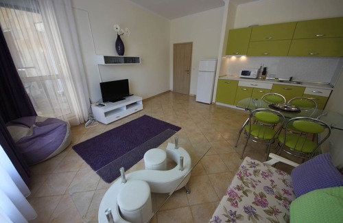 Elenite Apartment | Menada Negresco Apartments