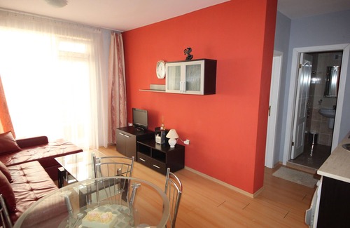 Tankovo Apartment | MENADA * Sunny Day 5 * Cozy family apartment