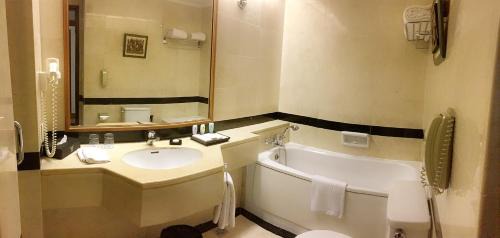 Palmerah Hotel | Menara Peninsula Hotel