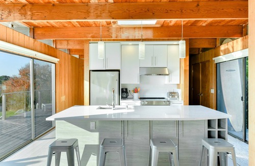 Chilmark House | Menemsha Pond views & access! Mid-century renovated beach house. Dogs welcome.