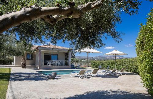 Asteri Villa | Merastri Villa