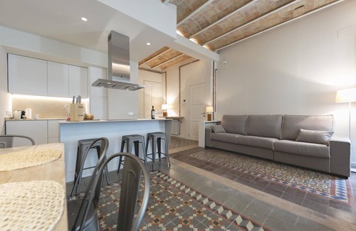 Old Town Apartment | Mercaders 3-1-2 - Holiday Apartment Rental in Girona | Bravissimo