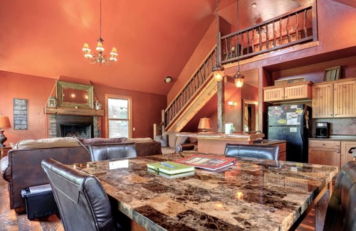 Lead Cabin | Mercantile Cabin | 4 Bed, 2 Bath