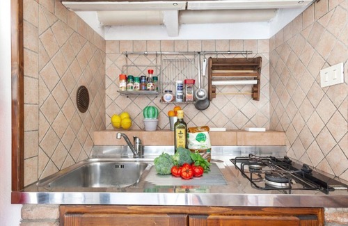 Ferrara Apartment | Mercato Fancy Studio near the Castle