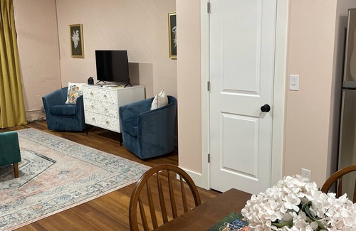 Laurel Condo | Mercedes at The Laurel Lofts