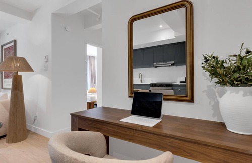 Cite Multimedia Apartment | Mercer- 2 Bedrooms 2 Bathrooms+ Free parking