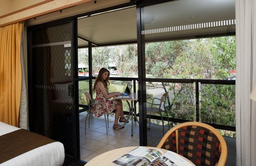 East Side Hotel | Mercure Alice Springs Resort