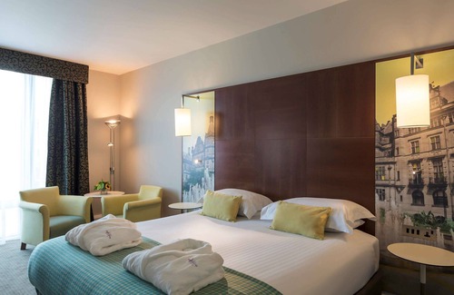 Sheffield City Centre Hotel | Mercure Sheffield St Paul's Hotel & Spa