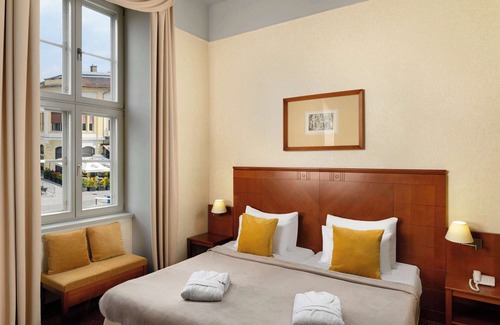 Szekesfehervar Hotel | Mercure Szekesfehervar Magyar Kiraly