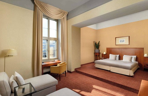 Szekesfehervar Hotel | Mercure Szekesfehervar Magyar Kiraly