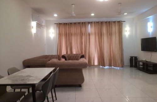 Colombo 04 Apartment | MercuryFM 111 House - 18 Retreat Road Colombo -04 -3-2