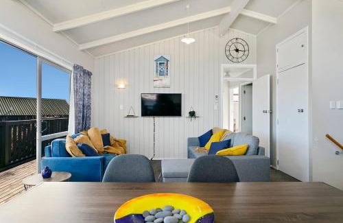 Waipahihi House | Mercy of Lake Taupo