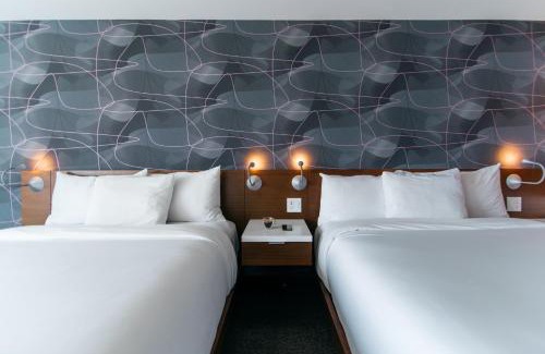 Exchange District Hotel | Mere Hotel