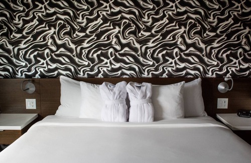 Exchange District Hotel | Mere Hotel