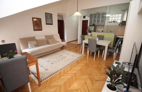 Golubovina Apartment | Meric Duplex Apartment