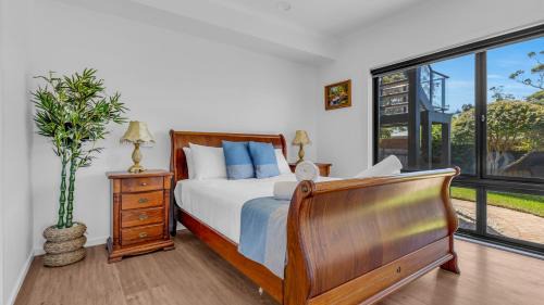 Merimbula House | Merimbula Heights 2
