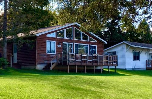 Prince Edward Resort | Merland Park Cottages and Motel