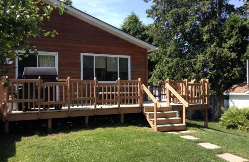 Prince Edward Resort | Merland Park Cottages and Motel