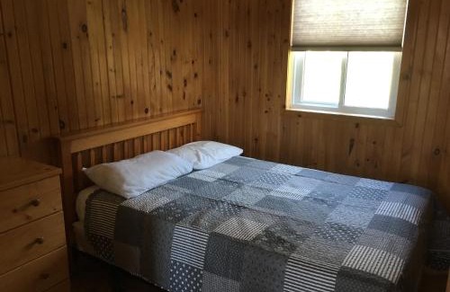 Prince Edward Resort | Merland Park Cottages and Motel