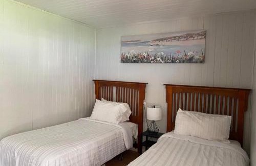 Prince Edward Hotel | Merland Park Minnow Motel