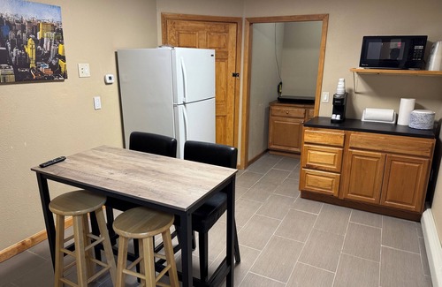 Castle Rock Condo | Merlin 3BR 3BA Sleep4 CamperPark Shop Golf