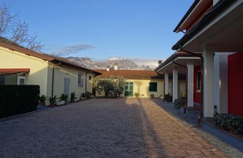 Carrara Bed & Breakfast | Merlo d'Oro