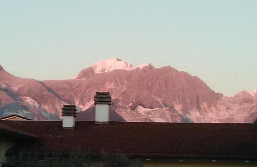 Carrara Bed & Breakfast | Merlo d'Oro