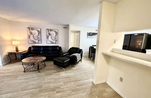 Merritt Island Apartment | Merritt Island Sunset ~ Riverside Pool & Hot Tub