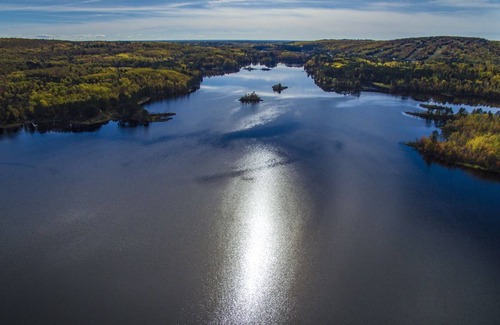Embarrass House | Mesabi Retreat on Wynne Lake at Giants Ridge