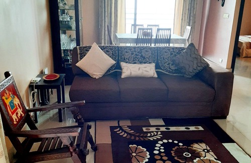 Jadavpur Apartment | Mesmerising view.Golf course, Gardens , Water bodies,City from 32nd floor.