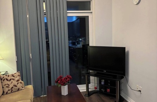 Henry Farm Apartment | Metro 2BR Retreat