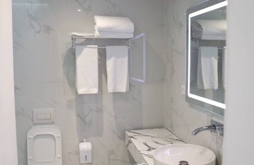 Farke Hotel | Metro Hotel Terminal