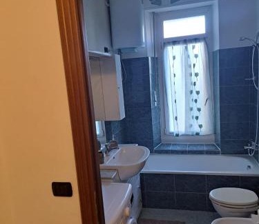 Parella Apartment | Metro-Massaua