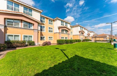 Central Scottsdale Apartment | Metro Scottsdale Apartments 1 bd
