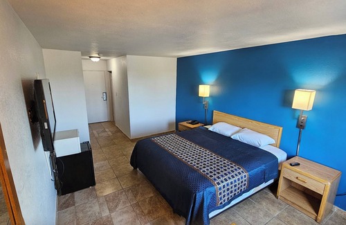 Stockton Hotel | MetroParc 'nSuites
