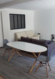 Clairvaux-les-Lacs Apartment | meublé neuf avec jardin