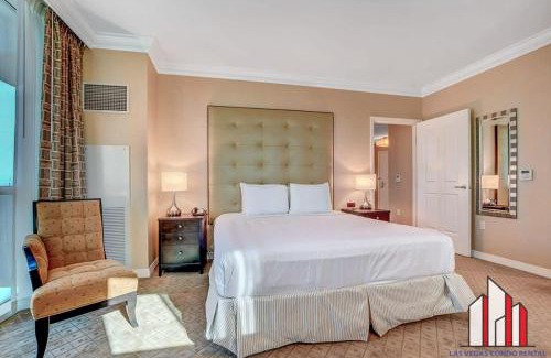 Las Vegas House | MGM Signature-21-701 1Br2Ba F1 Strip View Balcony