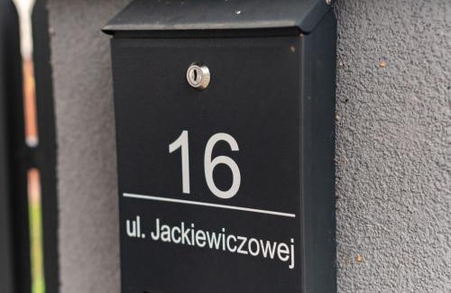 Radom Apartment | Miłe studio z ogródkiem i osobnym wejsciem