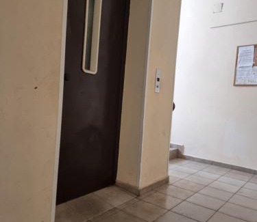 Ruse Center Apartment | MI 5