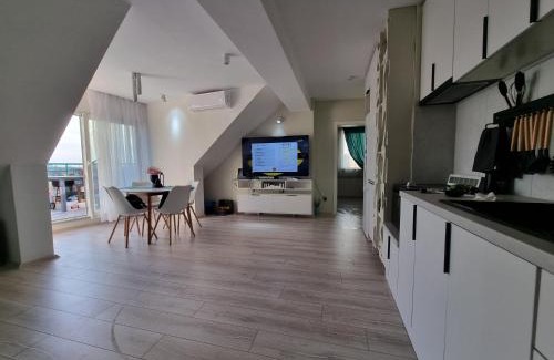 Ruse Center Apartment | MI 5