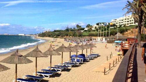 Sitio de Calahonda Apartment | MI CAPRICHO 9C BEACHFRONT- Apartment with sea view - Costa del Sol