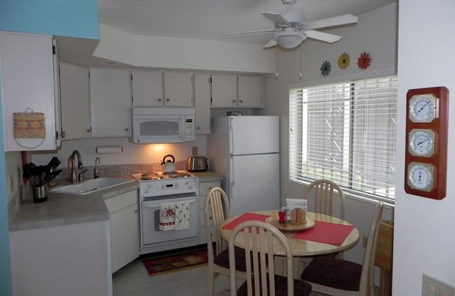 Green Valley Condo | Mi Casita with Southwest Charm!