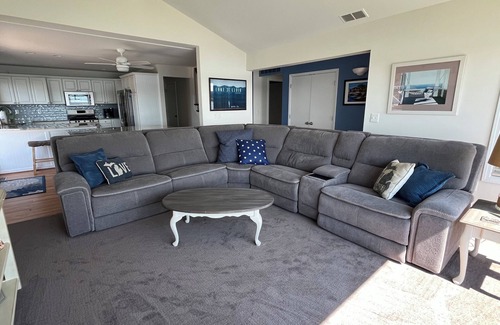 Algonac Cottage | “MI” spacious, waterfront cottage in Algonac, MI