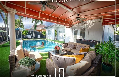 Ludlam House | Miami 4BR Retreat Heated Pool, Gazebo & Foosball L02